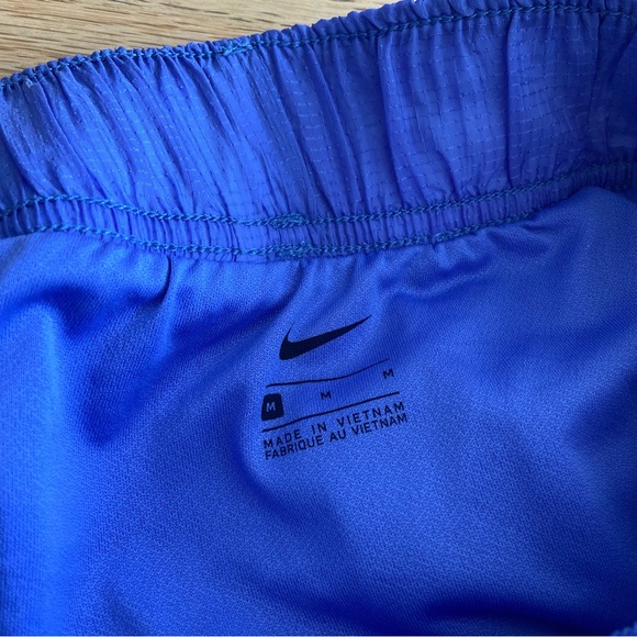nike running shorts - Picture 6 of 7